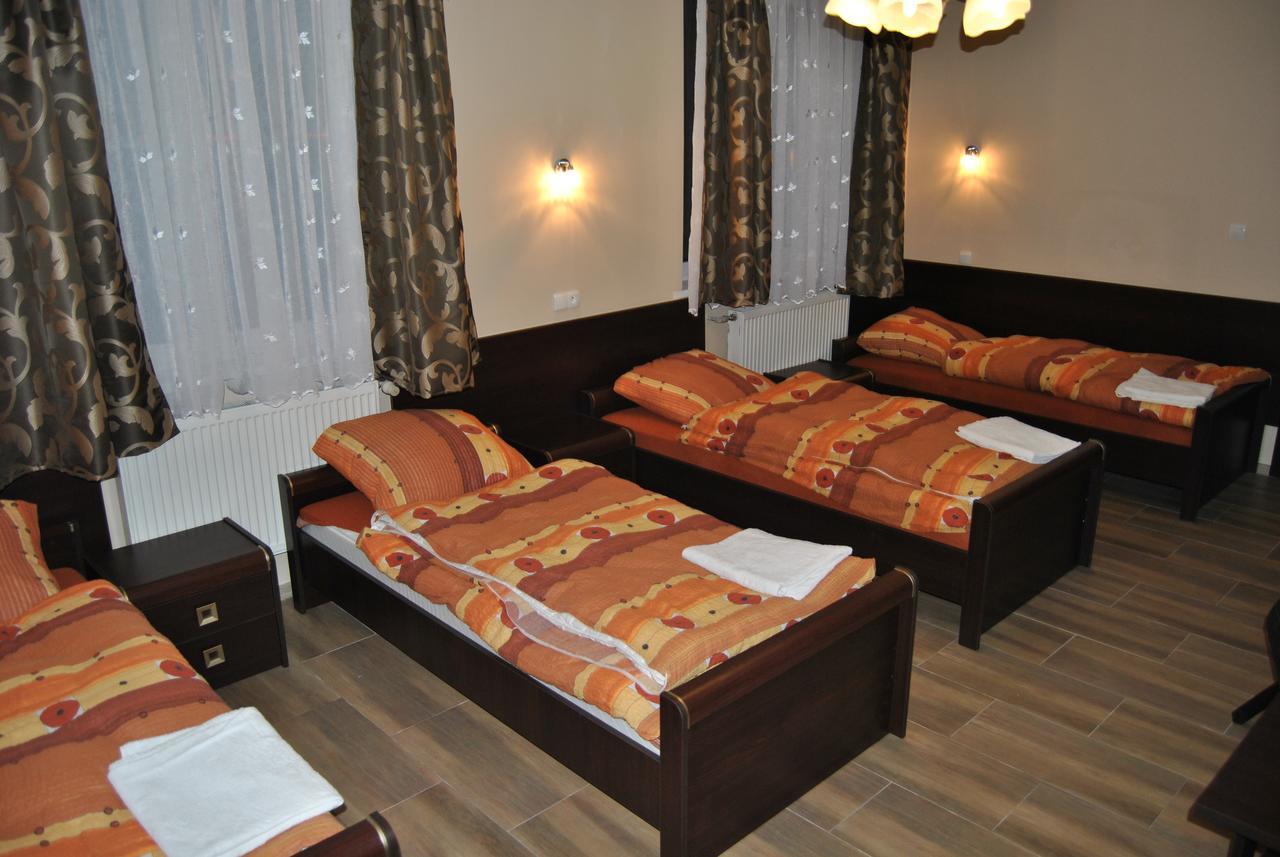Hotel Gosciniec Wloclawek Exterior photo